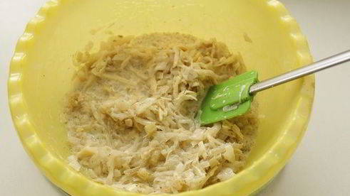 тарт с капустой и перепелиными яйцами