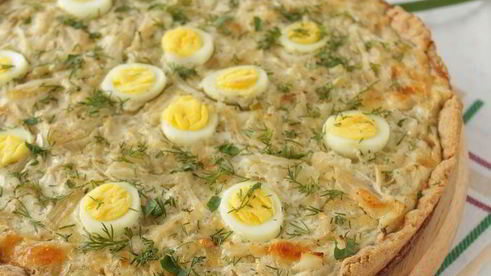 тарт с капустой и перепелиными яйцами