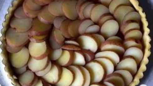 тарт с картофелем и голубым сыром