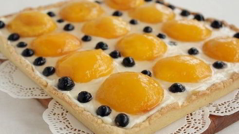 тарт с персиками