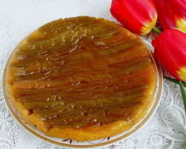 Тарт с ревенем и кардамоном