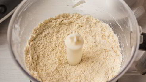 тарт с цуккини и чесночными стрелками