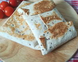 Тортилья с фасолью и баклажаном