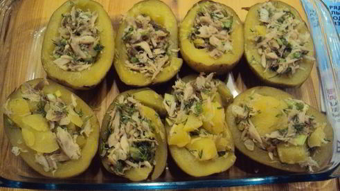 фаршированный картофель с глазуньей