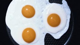 Яичница глазунья