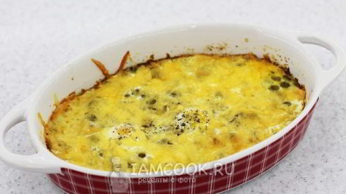 яичница с беконом и сыром