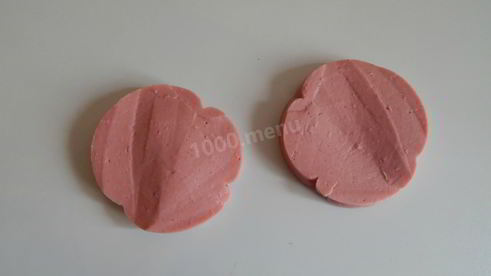 яичница с колбасой