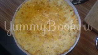 Яичница с сыром, луком и чесноком