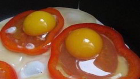 яичница с жидким желтком