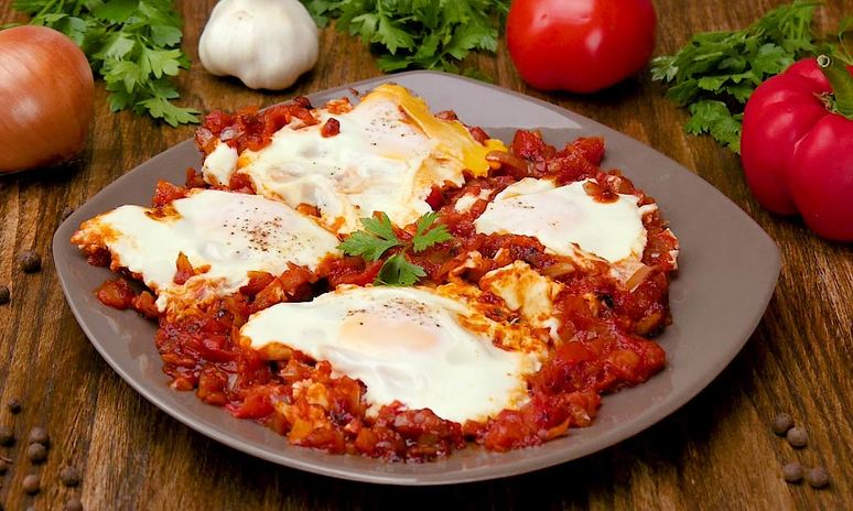 Рецепт яичницы шакшука