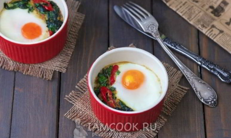 Рецепт яичницы со шпинатом