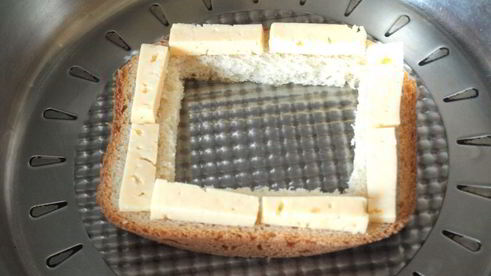 яичница в бутерброде