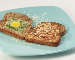 Яичница в тостовом хлебе