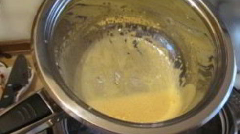 яйца под соусом