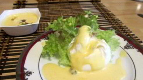 яйца под соусом