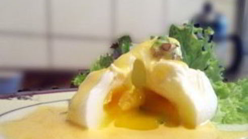 яйца под соусом