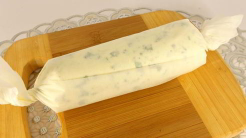 закуска из помидоров, феты и оливок