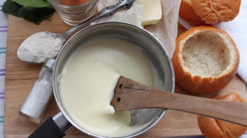 булочка-жюльен из шампиньонов и шпината