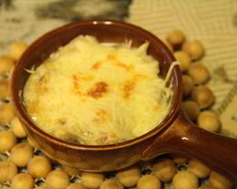 Русский жульен с грибами на сливках