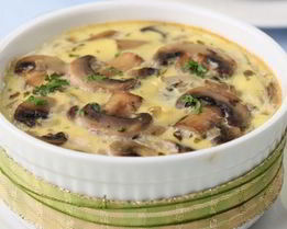 Жульен с картофелем, курицей и грибами