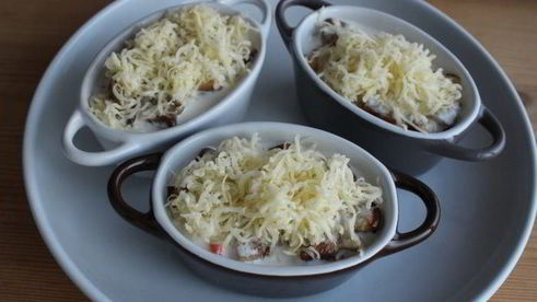 жюльен из крабов с белыми грибами