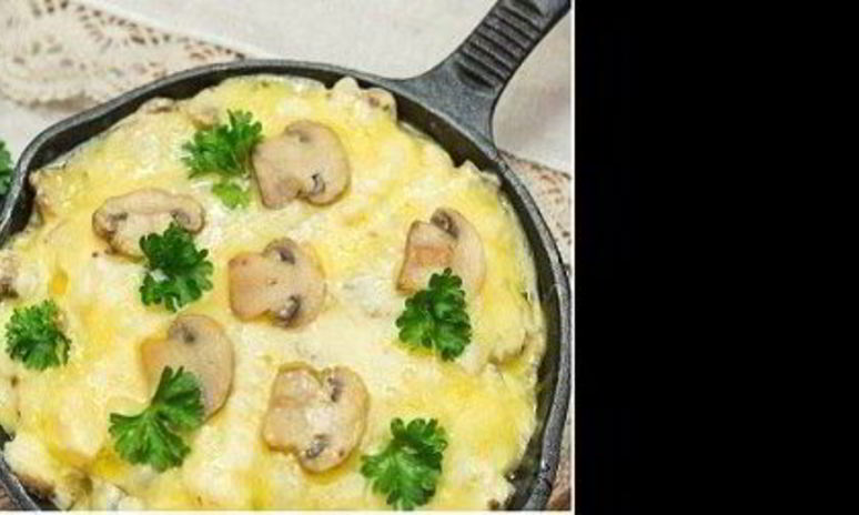 Рецепт жюльена с курицей и грибами на сковороде