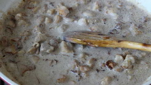 жюльен с курицей и лисичками