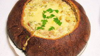 Жюльен в хлебном каравае